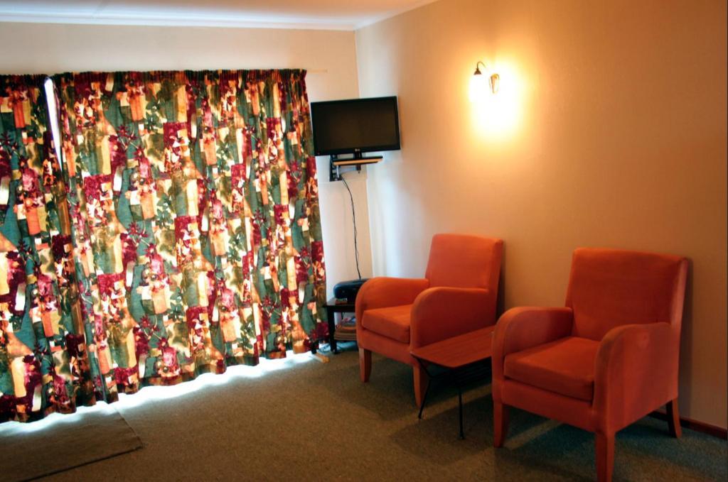 12 White Star Motel Тимару Номер фото
